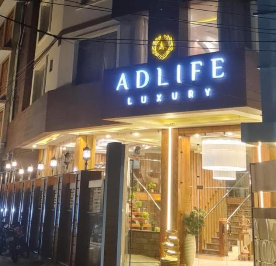 Hotel Adlife Luxury Srīnagar Extérieur photo